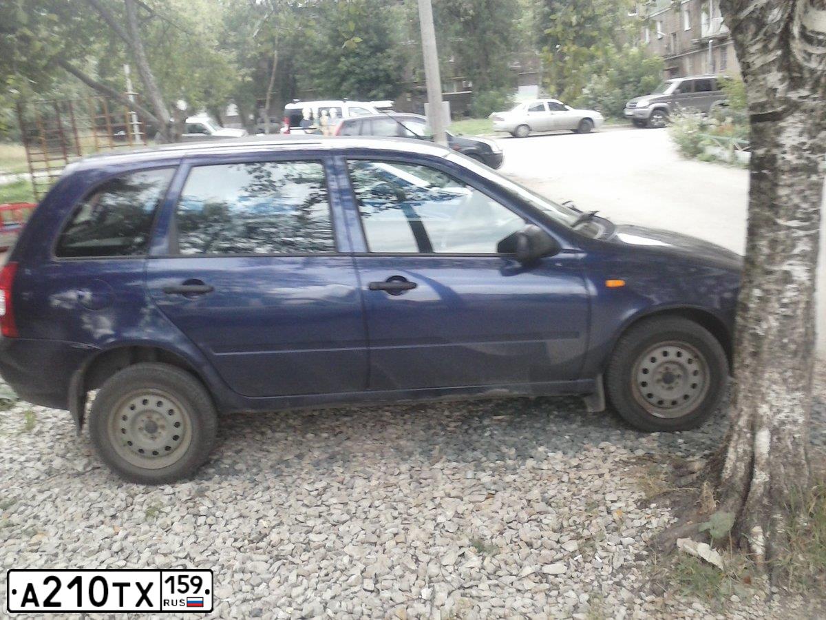 Фото автомобиля LADA 1117 KALINA, 2011 — госномер М447РР159. Цвет: СИНИЙ