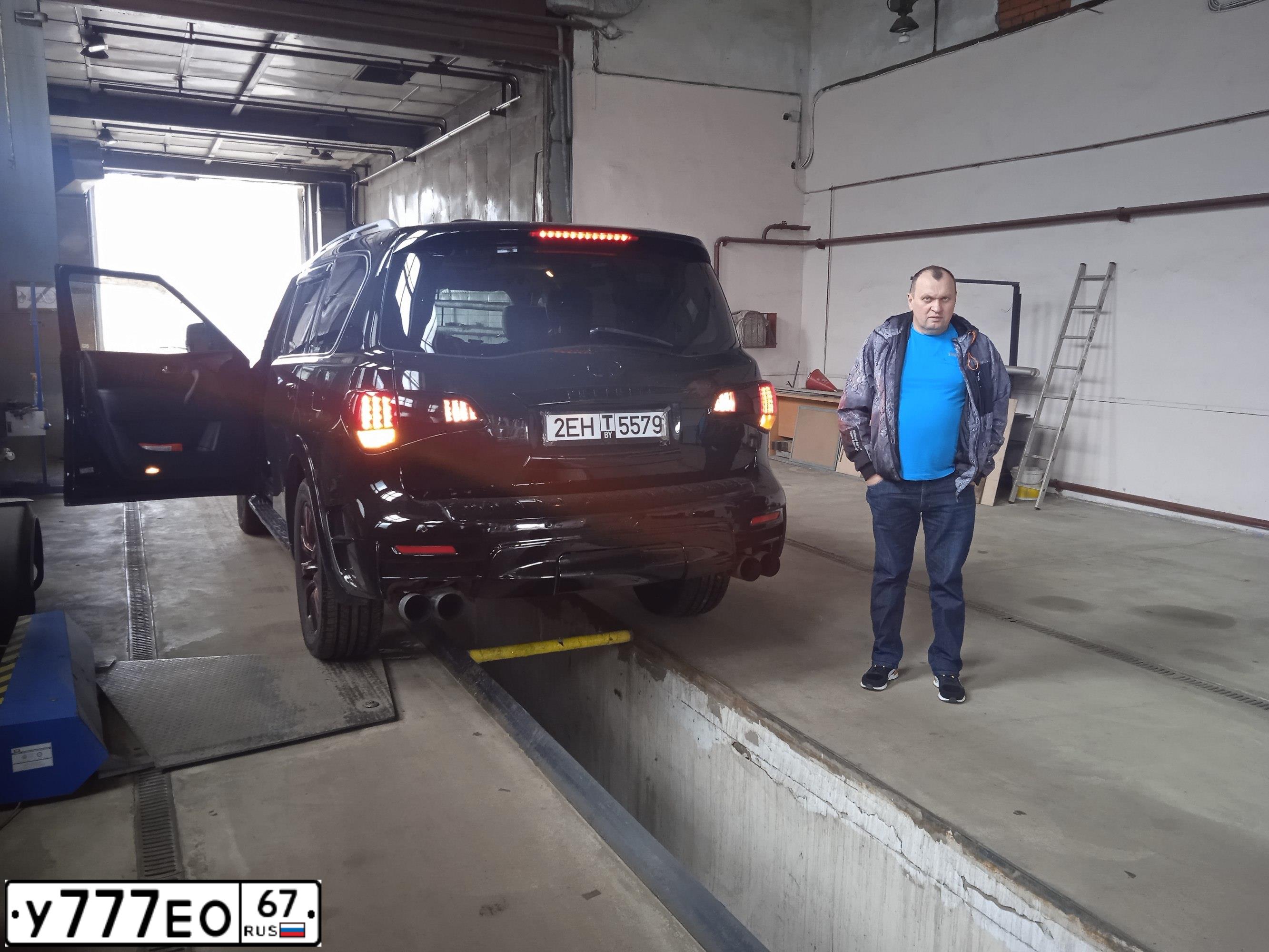 Фото автомобиля INFINITI QX80 /QX56/, 2010 — госномер В481ТН193. Цвет: ЧЕРНЫЙ