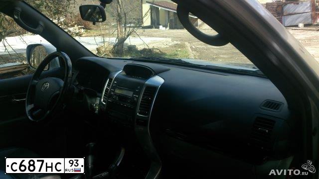 Фото автомобиля TOYOTA LANDCRUISER, 2007 — госномер С687НС93. Цвет: СЕРЕБРИСТЫЙ