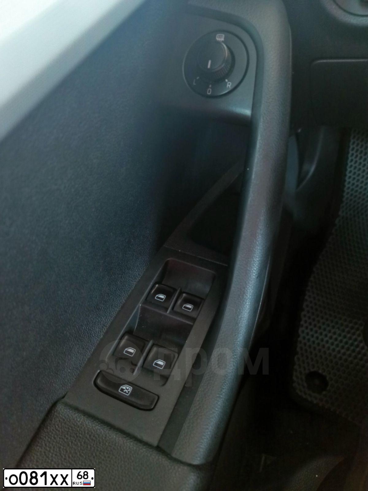 Фото автомобиля SKODA OCTAVIA, 2014 — госномер О081ХХ68. Цвет: Белый