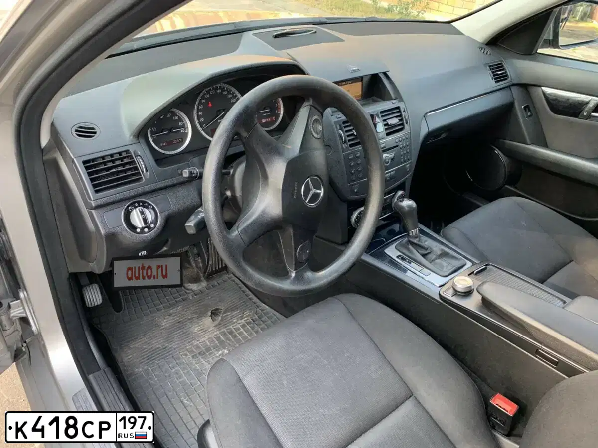 Фото автомобиля MERCEDES C-KLASSE, 2008 — госномер Е755ОХ126. Цвет: СЕРО-БЕЖЕВЫЙ