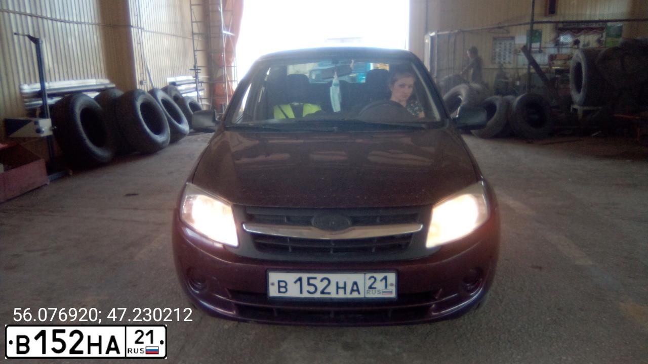 Фото автомобиля LADA GRANTA, 2012 — госномер М216КВ21. Цвет: ТЕМНО-ВИШНЕВЫЙ
