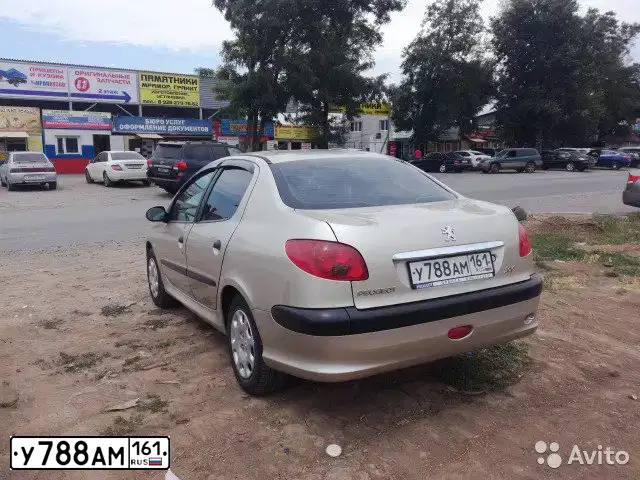 Фото автомобиля PEUGEOT 206, 2007 — госномер У788АМ161. Цвет: Серый