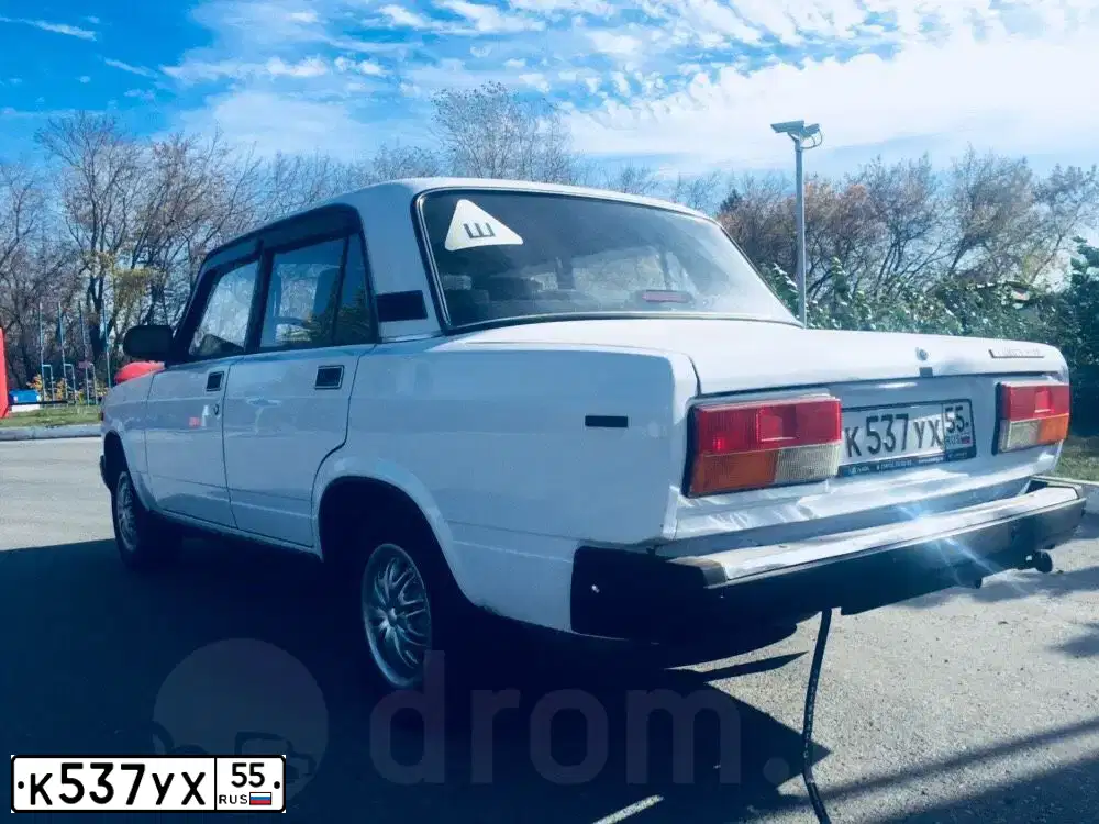 Фото автомобиля LADA 2107, 2004 — госномер К537УХ55. Цвет: Белый