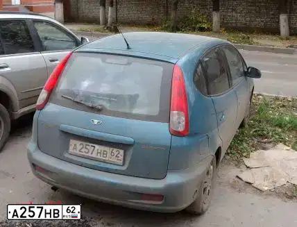 Фото автомобиля DAEWOO TACUMA, 2001 — госномер А257НВ62. Цвет: ЗЕЛЕНЫЙ