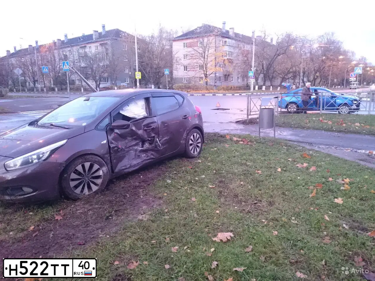 Фото автомобиля KIA CEE'D, 2013 — госномер Р330ВТ152. Цвет: Коричневый
