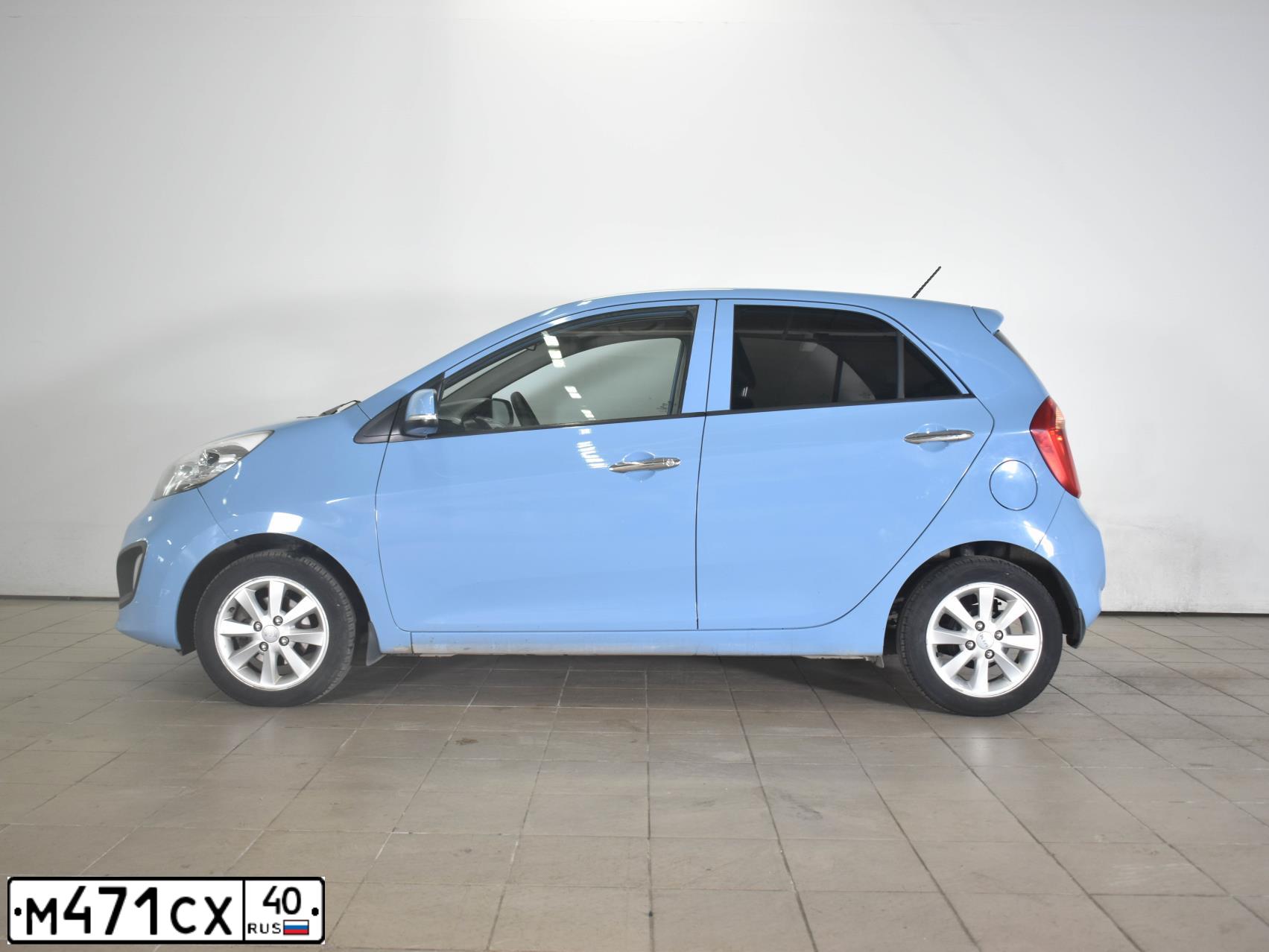 Фото автомобиля KIA PICANTO / MORNING, 2012 — госномер С345ЕН40. Цвет: голубой