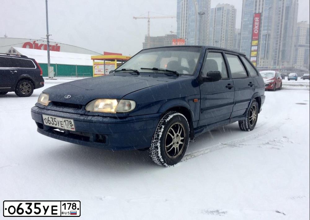 Фото автомобиля LADA 2114 SAMARA, 2007 — госномер О635УЕ178. Цвет: СЕРЕБРИСТО ТЕМНО-СИН