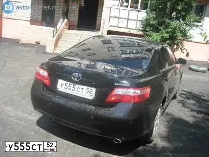 Фото автомобиля TOYOTA CAMRY, 2008 — госномер У555СТ52. Цвет: ЧЕРНЫЙ