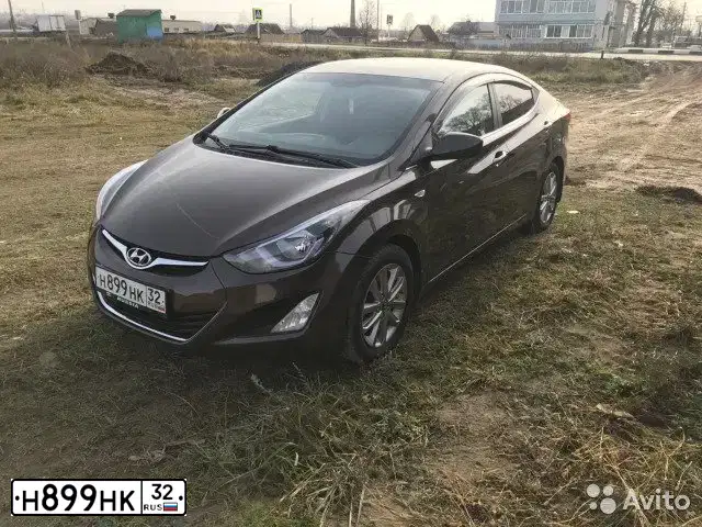 Фото автомобиля HYUNDAI ELANTRA, 2014 — госномер С080ЕУ197. Цвет: Коричневый