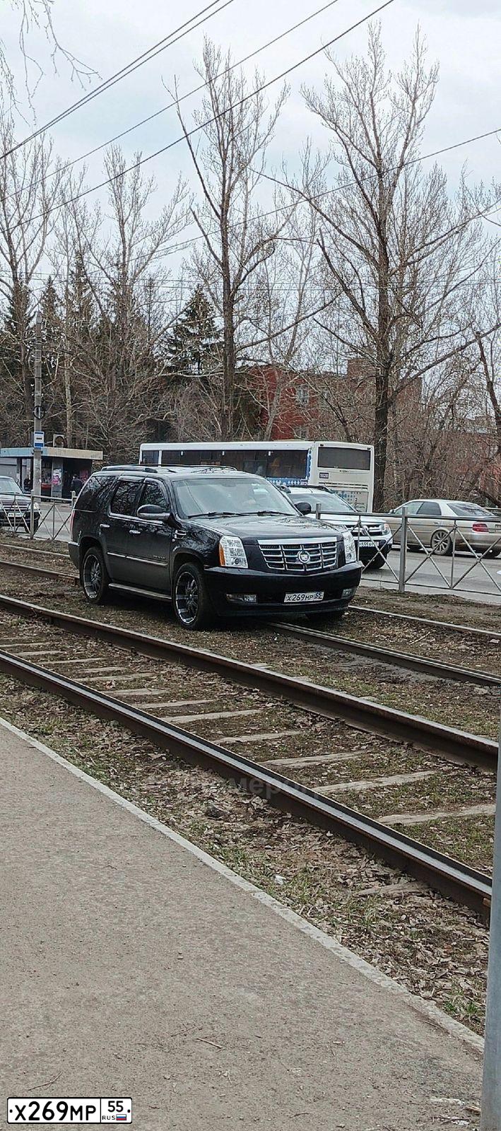 Фото автомобиля КАДИЛЛАК GMT926(ESCALADE), 2007 — госномер А863АХ155. Цвет: ЧЕРНЫЙ