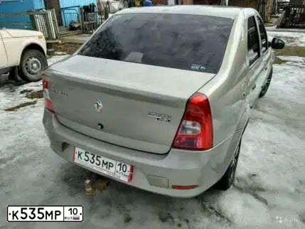 Фото автомобиля RENAULT LOGAN, 2011 — госномер М457ТТ10. Цвет: БЕЖЕВЫЙ