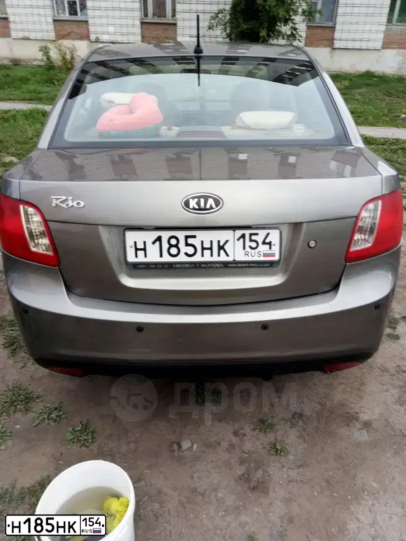 Фото автомобиля KIA RIO, 2011 — госномер М931ОС197. Цвет: СЕРЫЙ