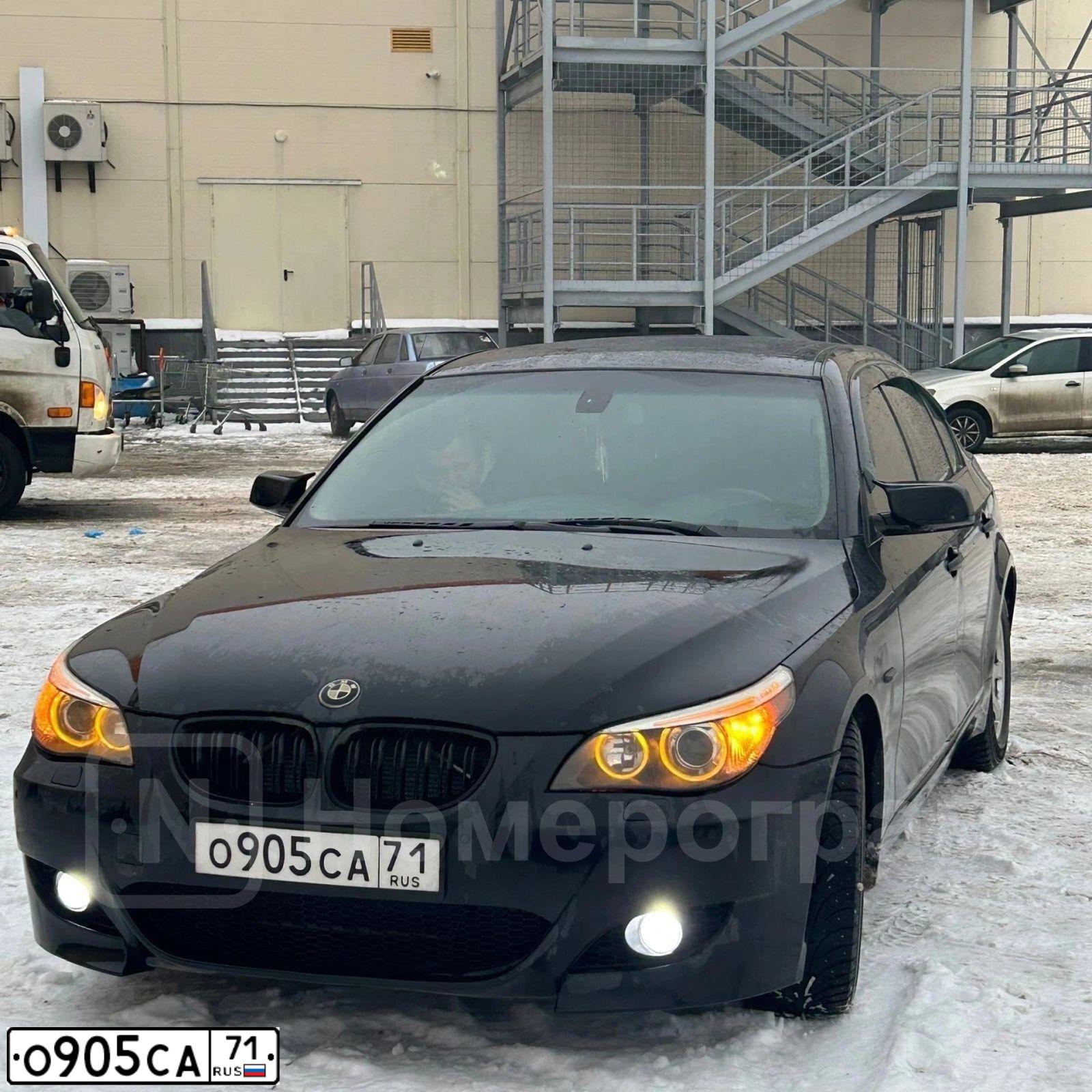 Фото автомобиля BMW W SERIE 5, 2004 — госномер М009ОМ46. Цвет: ЧЕРНЫЙ