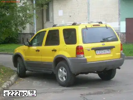 Фото автомобиля FORD ESCAPE, 2001 — госномер Н531ОС198. Цвет: ЖЕЛТЫЙ