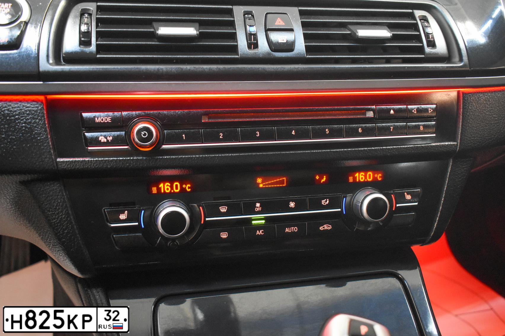 Фото автомобиля BMW 520D, 2013 — госномер С162ЕХ40. Цвет: ЧЕРНЫЙ