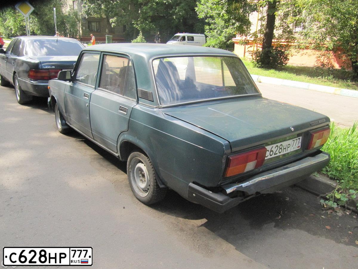 Фото автомобиля LADA 2105, 2007 — госномер С628НР777. Цвет: Темно-зеленый