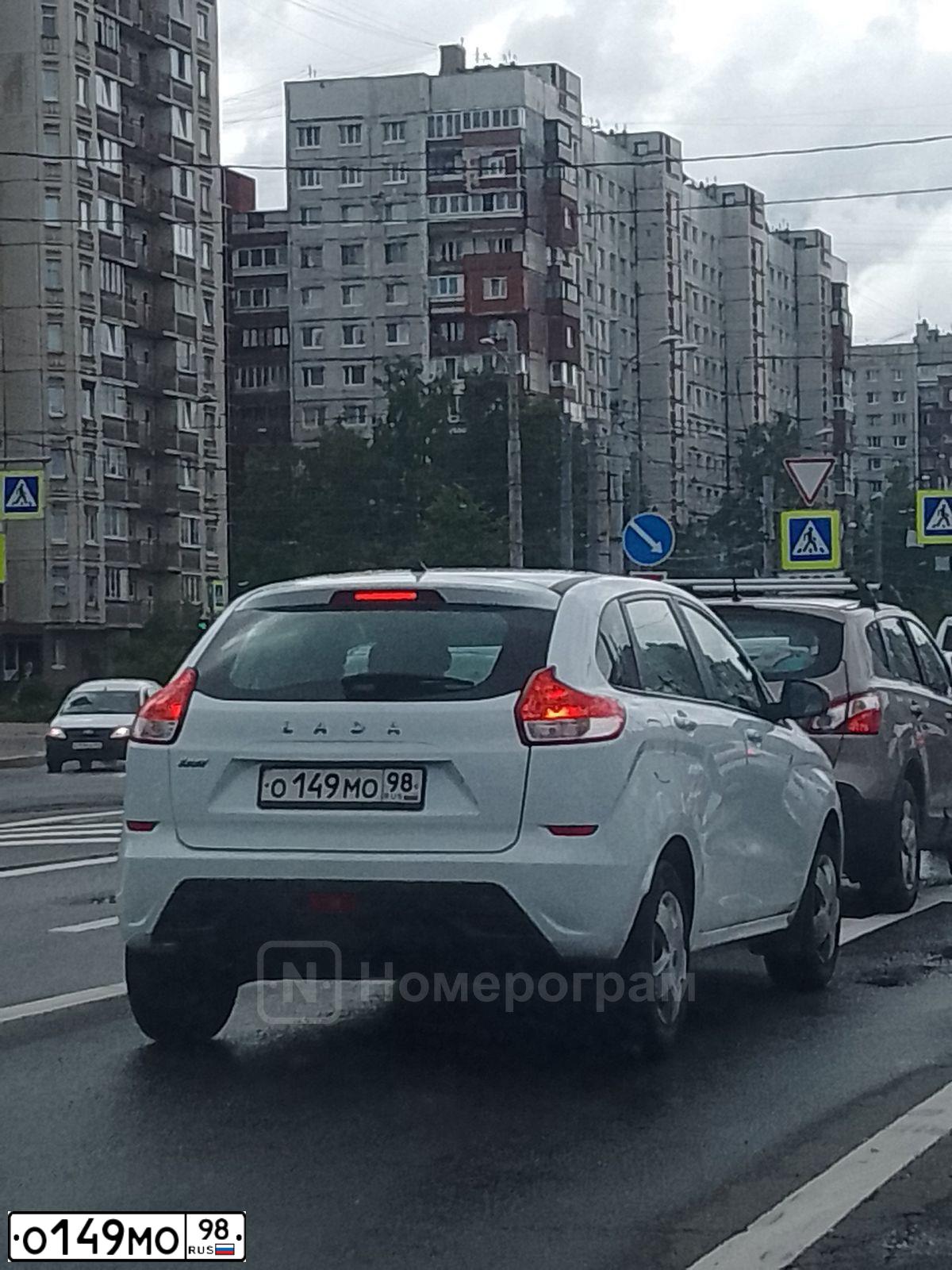 Фото автомобиля LADA 2114 SAMARA, 2008 — госномер Р902АТ198. Цвет: СРЕДНИЙ СЕРО-ЗЕЛЕНЫЙ МЕТ