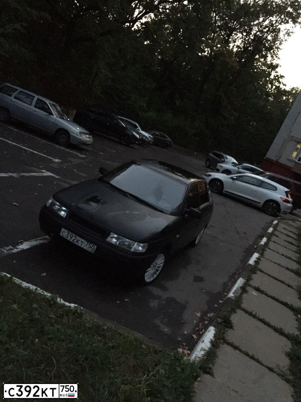 Фото автомобиля LADA 2112, 2004 — госномер С392КТ750. Цвет: ЧЕРНЫЙ