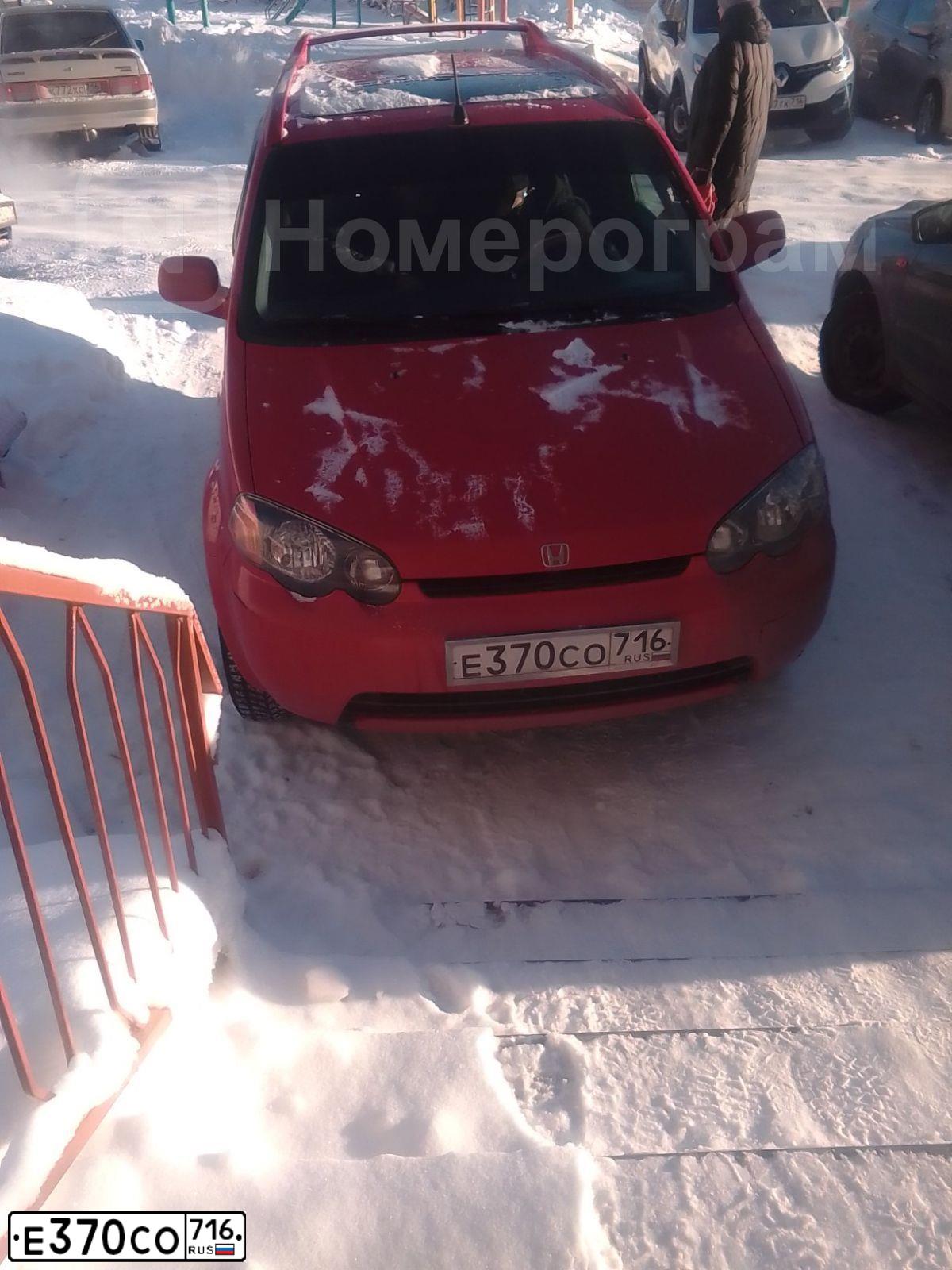 Фото автомобиля HONDA HR-V, 2001 — госномер Е370СО716. Цвет: КРАСНЫЙ ГРАНАТ
