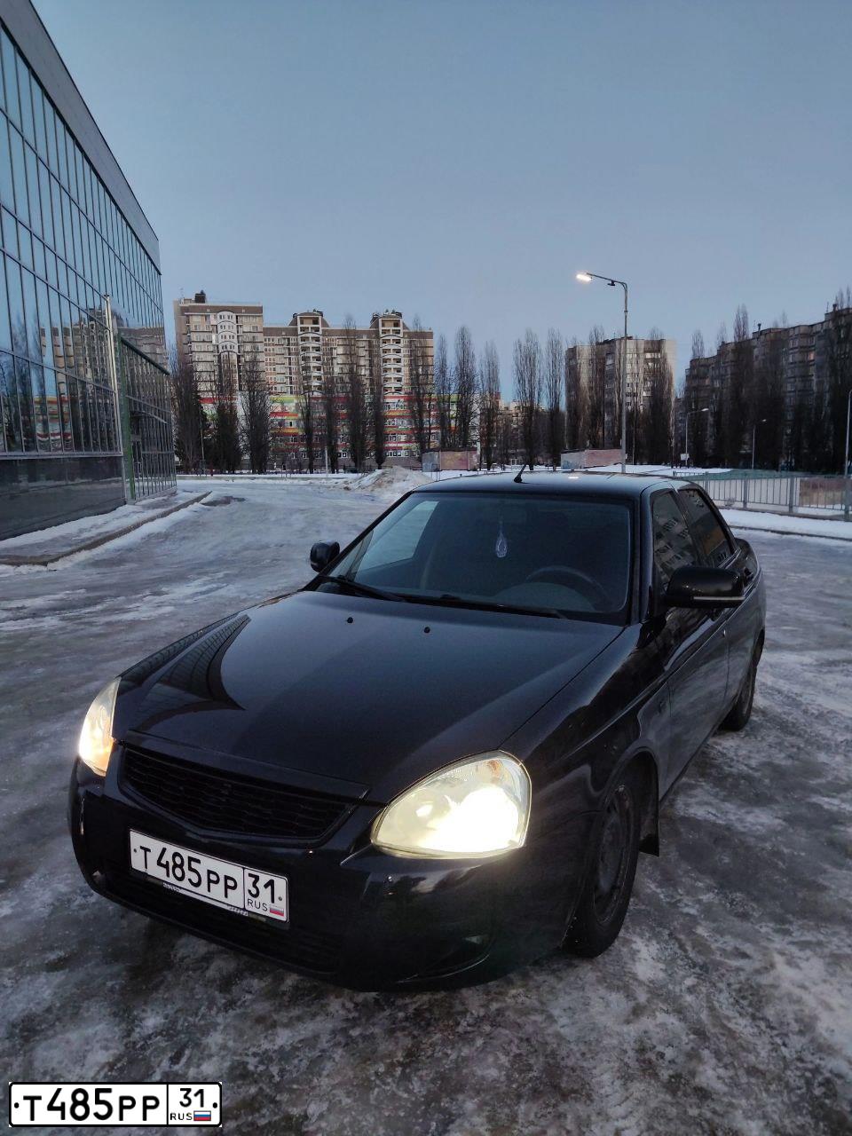 Фото автомобиля LADA 2170 PRIORA, 2011 — госномер Р910РК05. Цвет: Сине-Черный