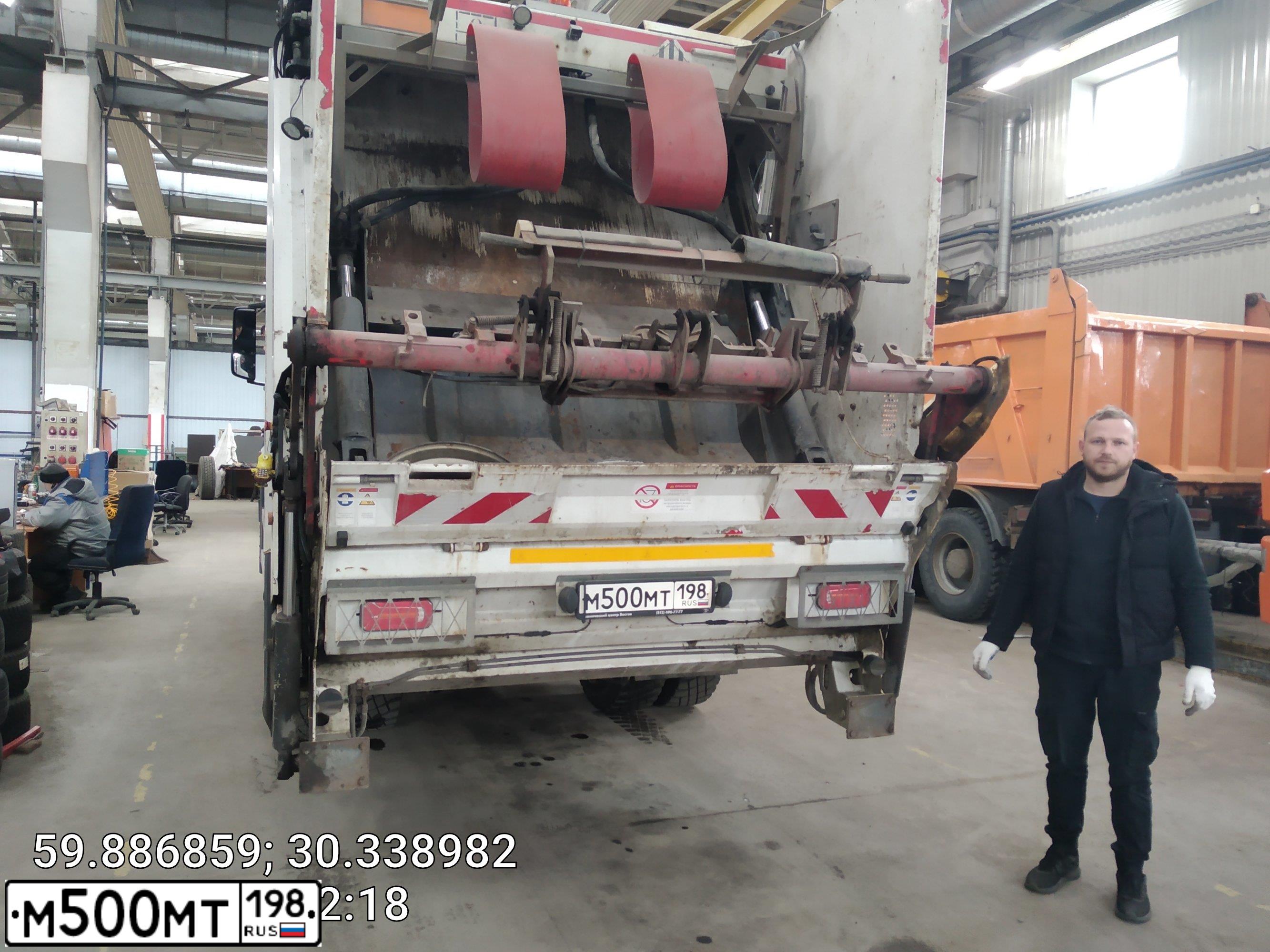 Фото автомобиля 78341M НА ШАССИ MERCEDES-BENZ AROCS 2033 L, 2019 — госномер М500МТ198. Цвет: Белый