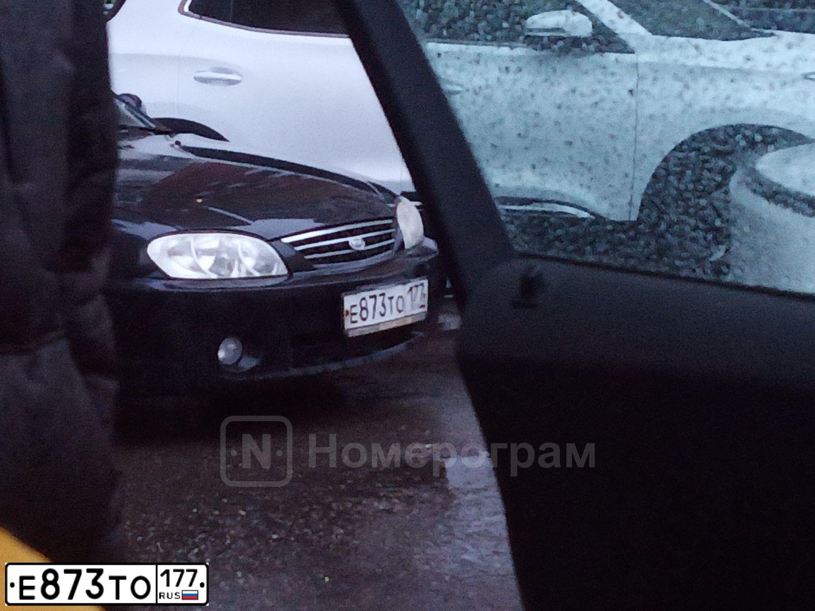 Фото автомобиля LADA 2105, 1998 — госномер Т740УО77. Цвет: синий