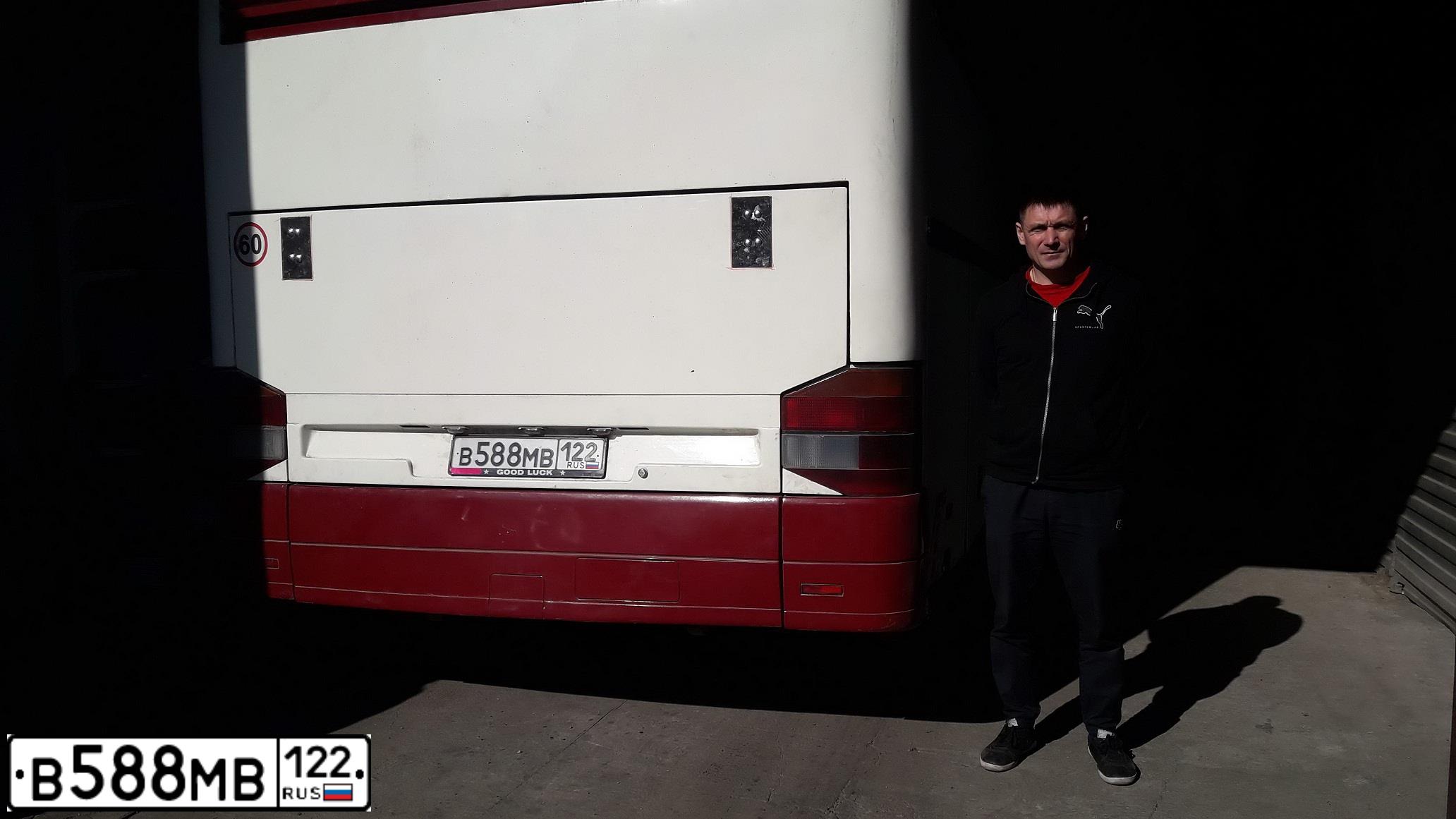 Фото автомобиля SETRA S 315, 1983 — госномер В588МВ122. Цвет: Белый