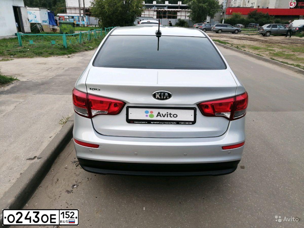 Фото автомобиля KIA RIO, 2016 — госномер О243ОЕ152. Цвет: КОРИЧНЕВЫЙ