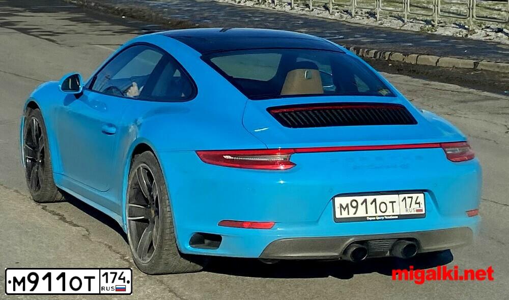 Фото автомобиля LADA 2114 SAMARA, 2013 — госномер М911ОТ174. Цвет: СЕРЕБРИСТО-ТЕМНО-СЕРЫЙ