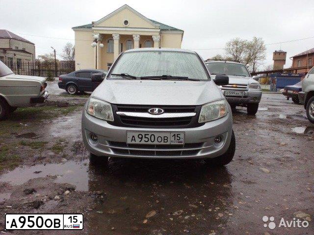 Фото автомобиля LADA GRANTA, 2012 — госномер К635РМ761. Цвет: Серебристый