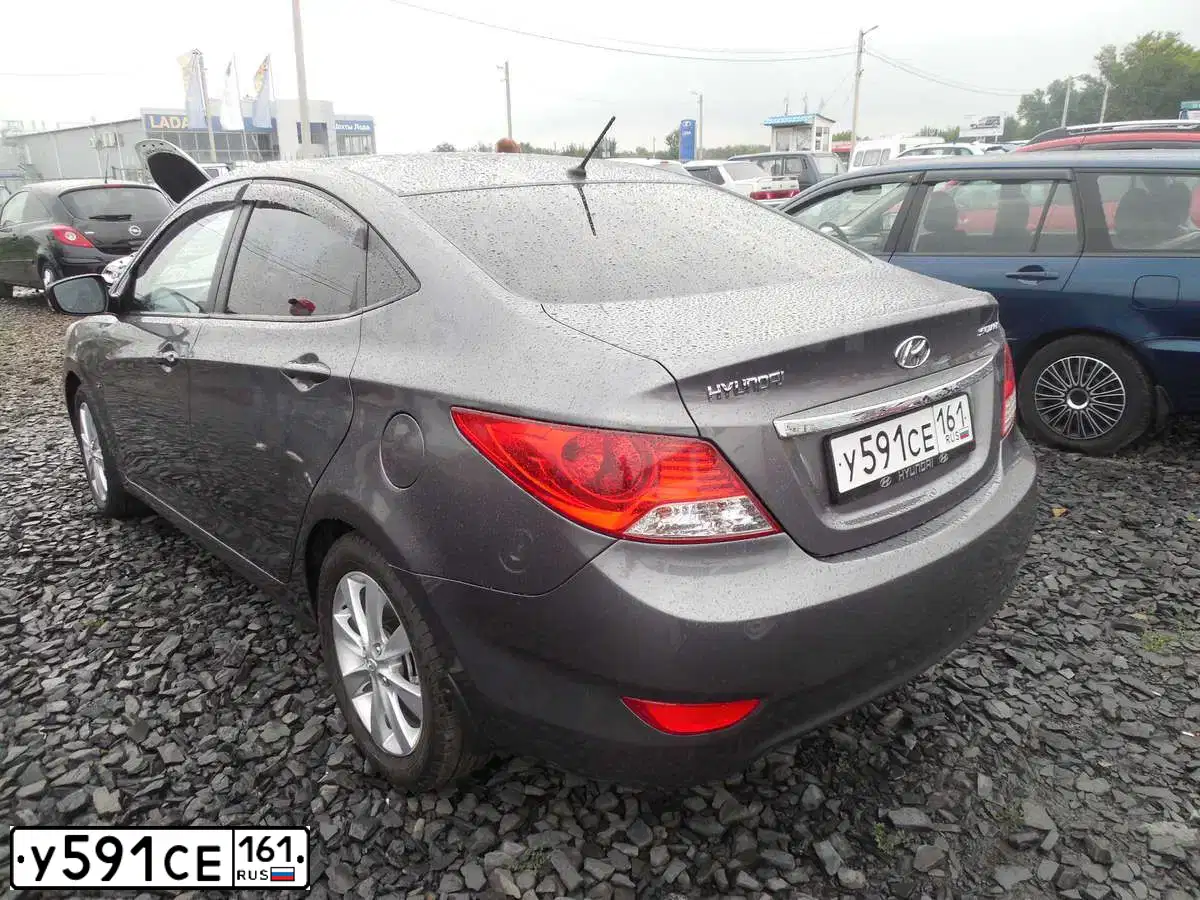 Фото автомобиля HYUNDAI SOLARIS, 2011 — госномер К088ВМ93. Цвет: ЧЕРНО-СЕРЫЙ