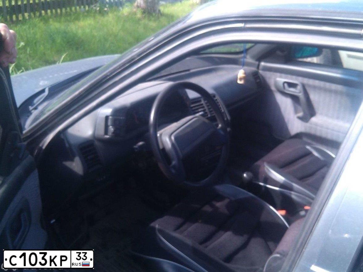 Фото автомобиля LADA 2112, 2004 — госномер Н121СР33. Цвет: Серебристо-серый