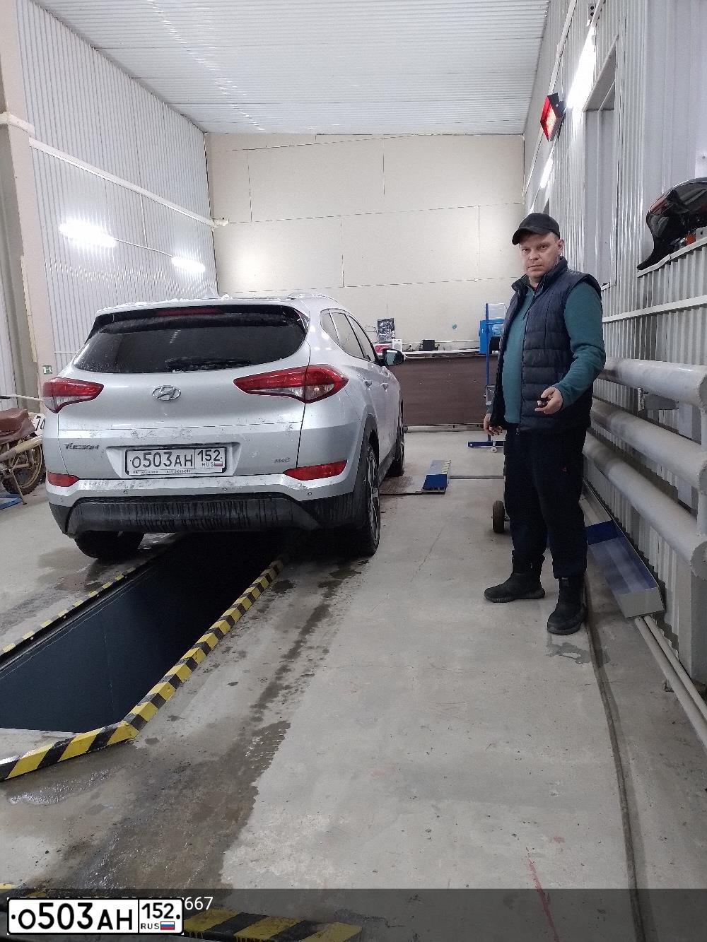 Фото автомобиля HYUNDAI TUCSON, 2016 — госномер Е757ВУ774. Цвет: СЕРЕБРИСТЫЙ