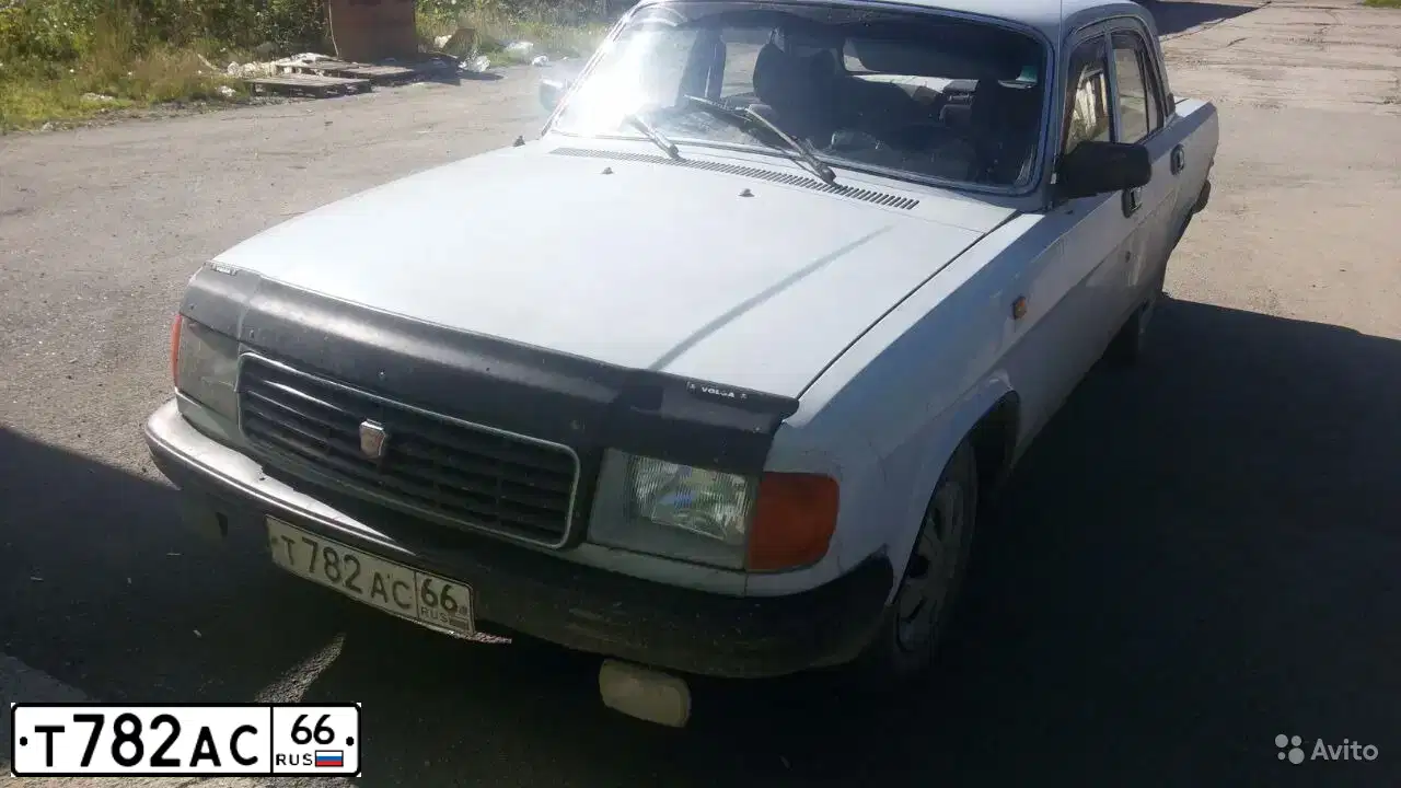 Фото автомобиля GAZ 3102 WOLGA, 1996 — госномер Т782АС66. Цвет: СЕРЫЙ