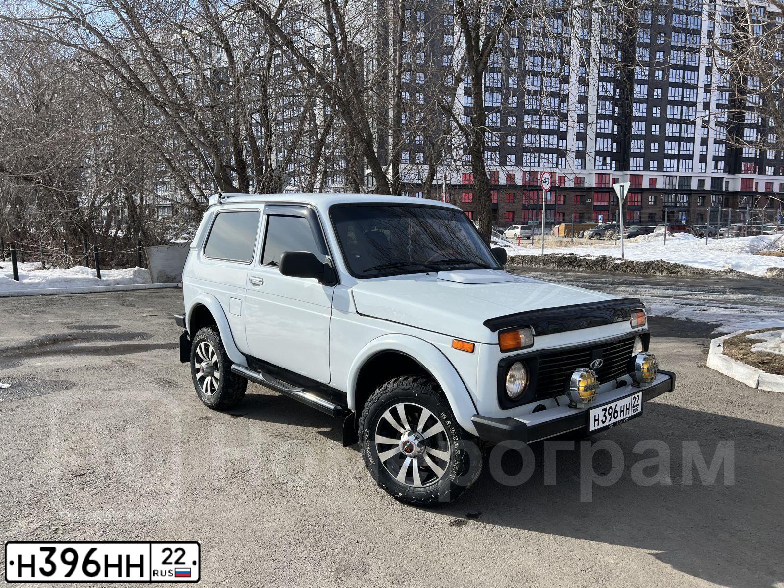 Фото автомобиля LADA 2107, 2006 — госномер Н396НН22. Цвет: ЯРКО-БЕЛЫЙ