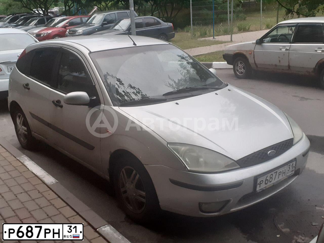 Фото автомобиля FORD FOCUS, 2003 — госномер У117ВС181. Цвет: СВЕТЛО-СЕРЫЙ