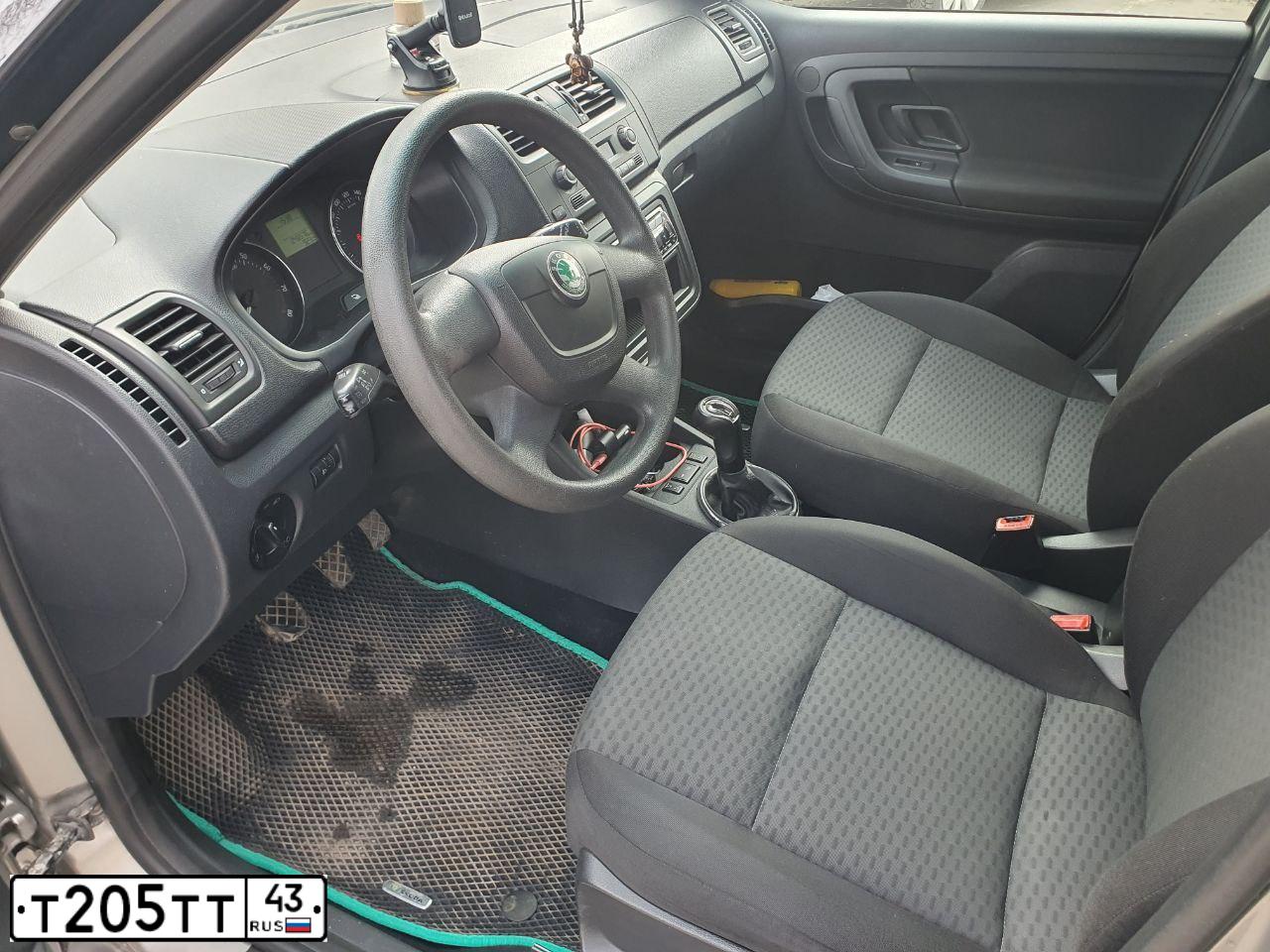 Фото автомобиля LADA 2109 SAMARA, 2003 — госномер Т205ТТ43. Цвет: СЕРЕБРИСТЫЙ