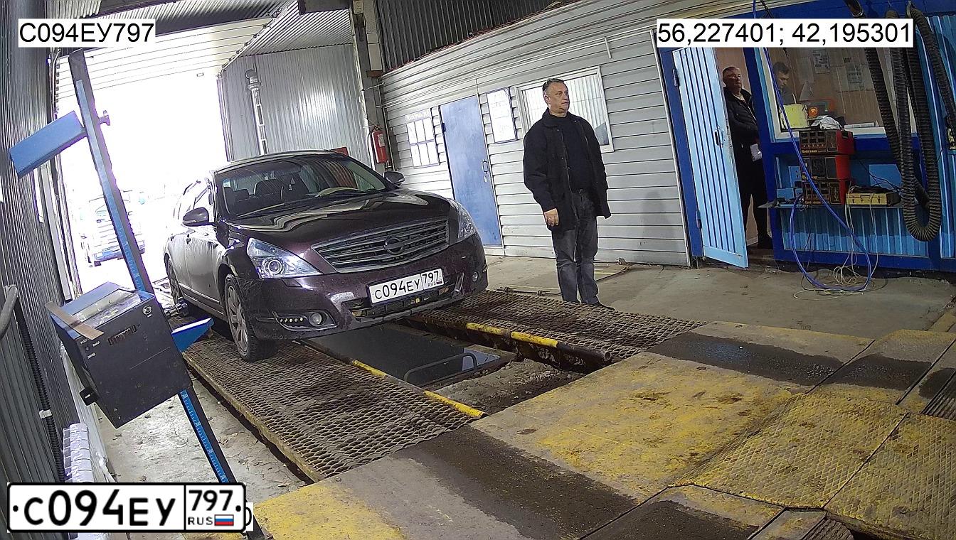Фото автомобиля NISSAN TEANA, 2008 — госномер В951ХМ33. Цвет: ТЕМНО-БОРДОВЫЙ