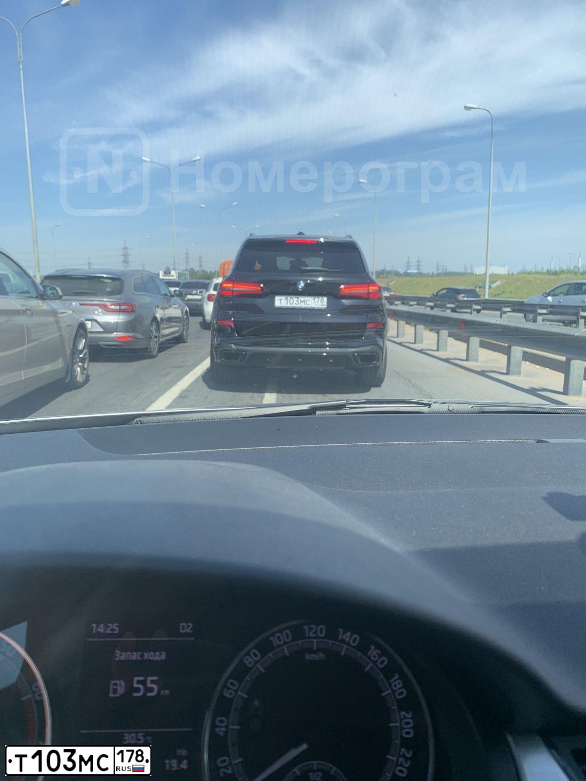 Фото автомобиля BMW X5, 2020 — госномер Т103МС178. Цвет: ЧЕРНЫЙ