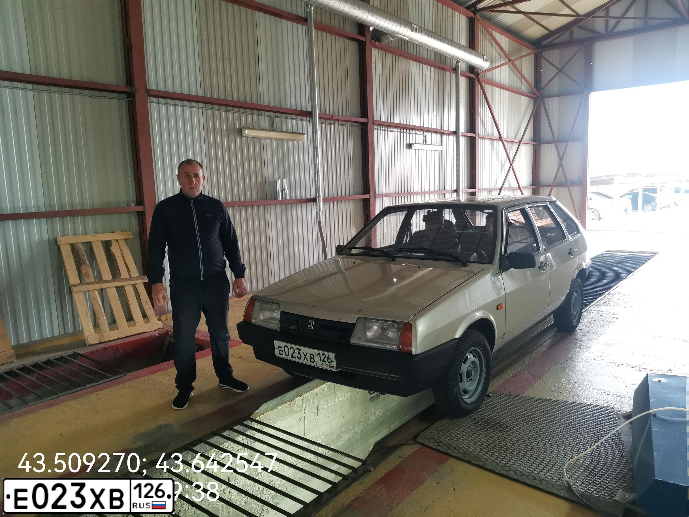 Фото автомобиля LADA 2109, 2004 — госномер Т893МЕ07