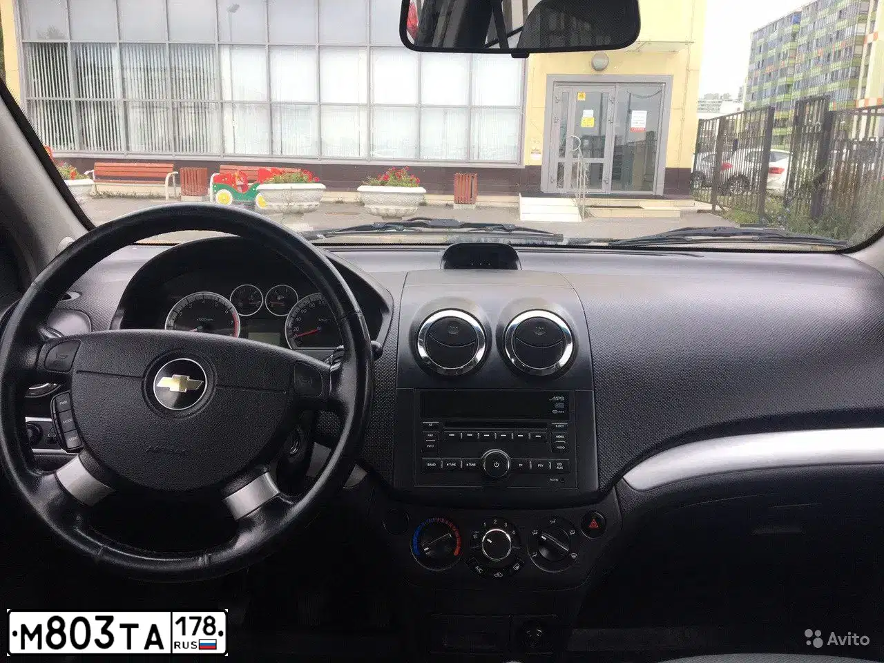 Фото автомобиля CHEVROLET AVEO, 2008 — госномер К337ЕС147. Цвет: ТЕМНО-КРАСНЫЙ