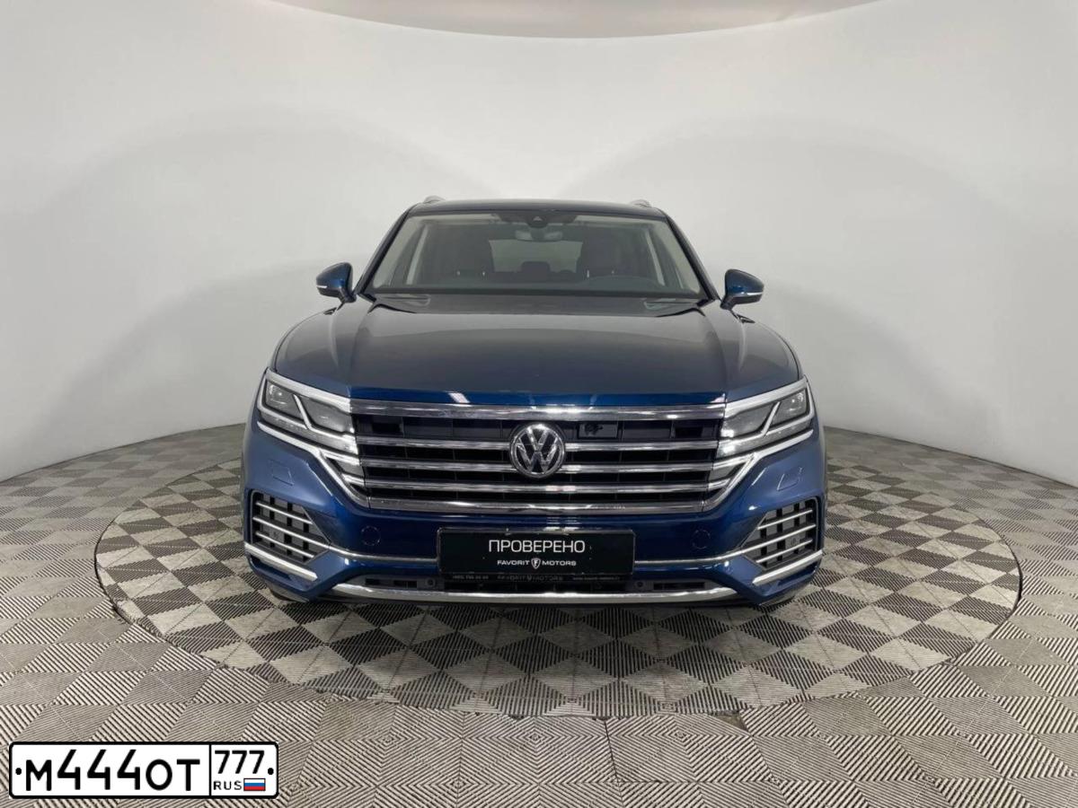 Фото автомобиля HYUNDAI SANTA FE, 2019 — госномер М350ТТ13. Цвет: СЕРЫЙ