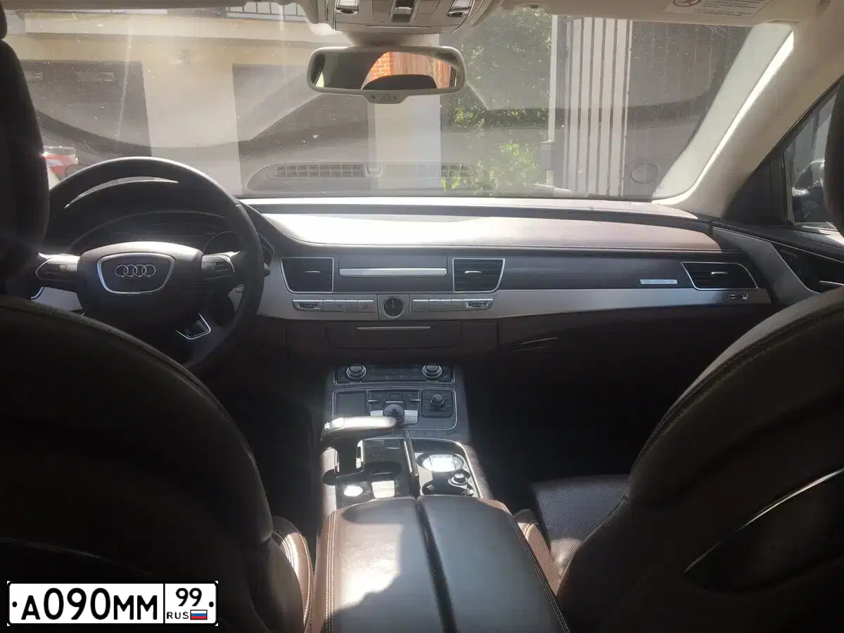 Фото автомобиля AUDI A8, 2007 — госномер А090ММ99. Цвет: ЧЕРНЫЙ