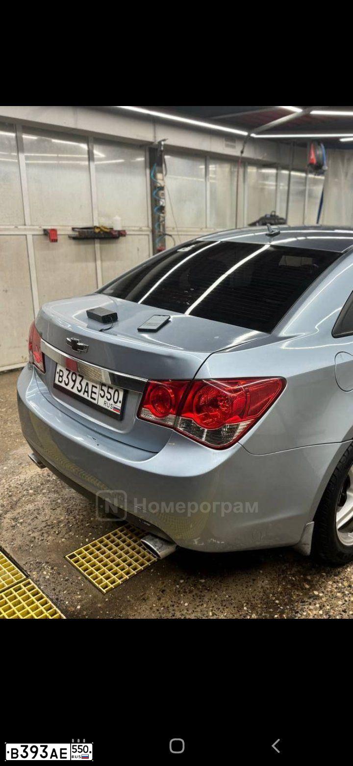 Фото автомобиля CHEVROLET CRUZE, 2010 — госномер К819УМ147. Цвет: СВЕТЛО-СЕРЫЙ МЕТАЛЛИК