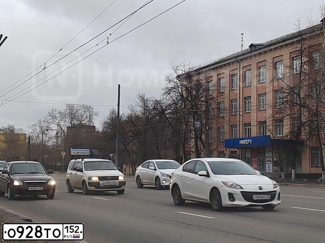Фото автомобиля LADA 2172 PRIORA, 2013 — госномер О928ТО152. Цвет: ТЕМНО-ВИШНЕВЫЙ