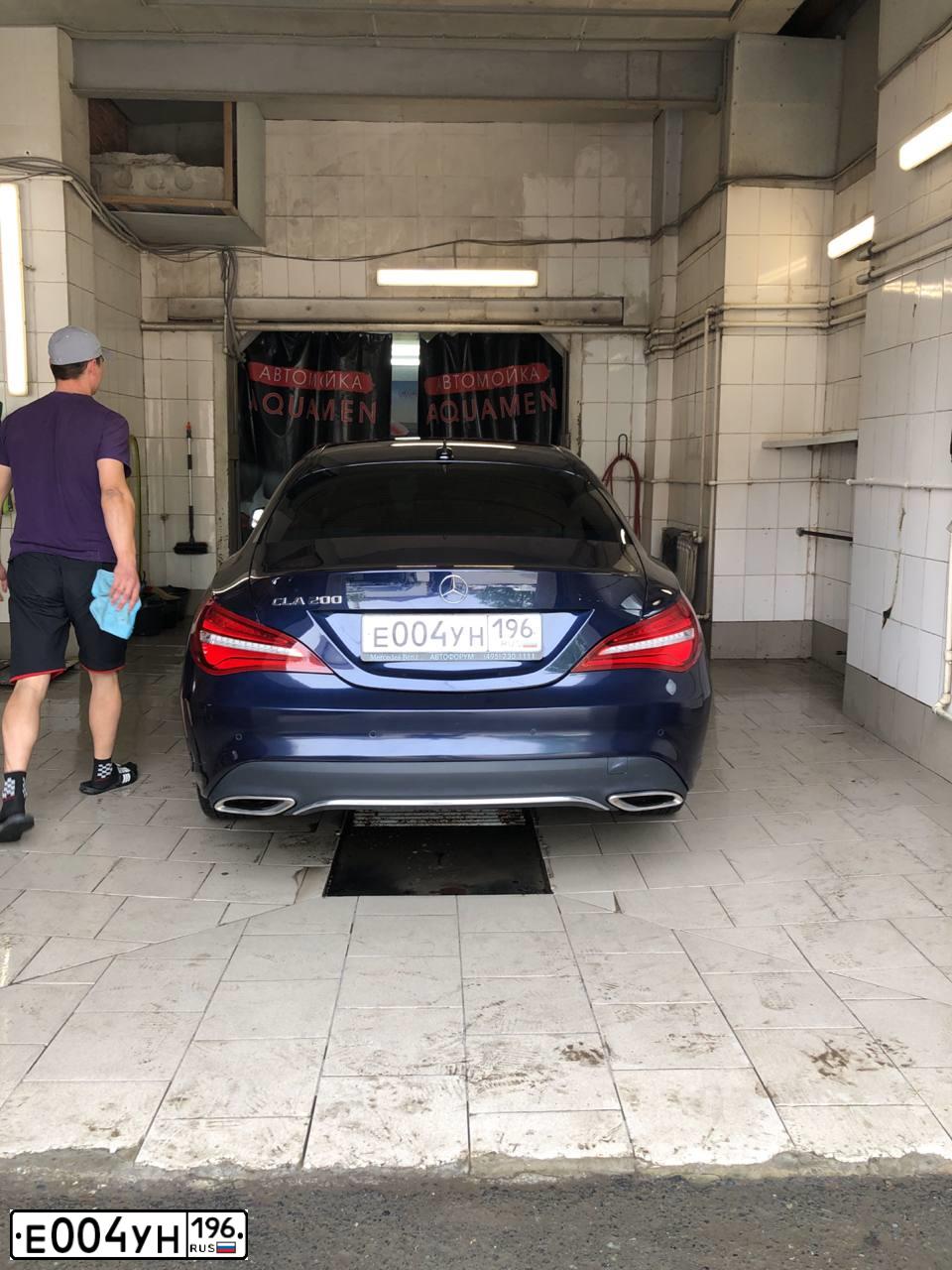 Фото автомобиля MERCEDES CLA-KLASSE, 2018 — госномер Е805ВХ774. Цвет: синий