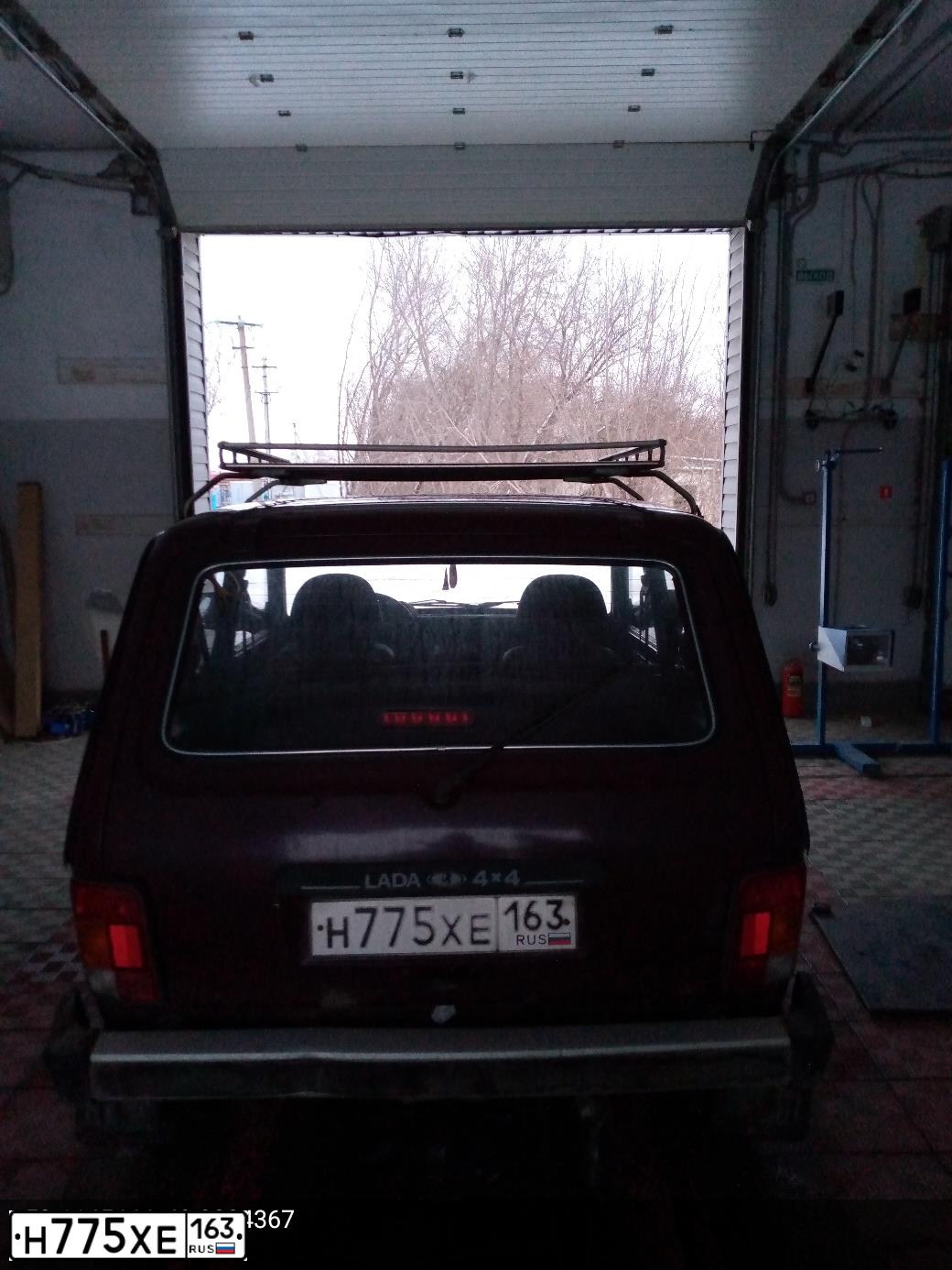 Фото автомобиля LADA 2121 NIVA, 2010 — госномер Н775ХЕ163. Цвет: ТЕМНО-ВИШНЕВЫЙ