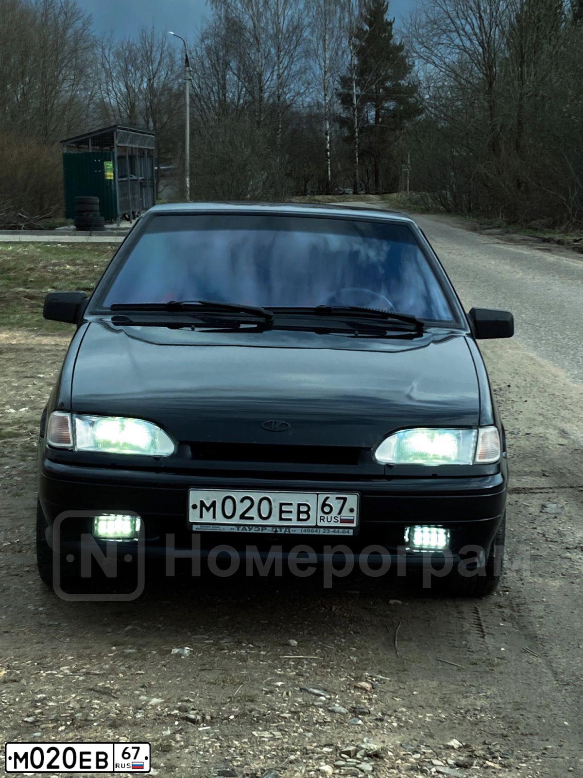 Фото автомобиля LADA 2114 SAMARA, 2011 — госномер М020ЕВ67. Цвет: Сине-Черный