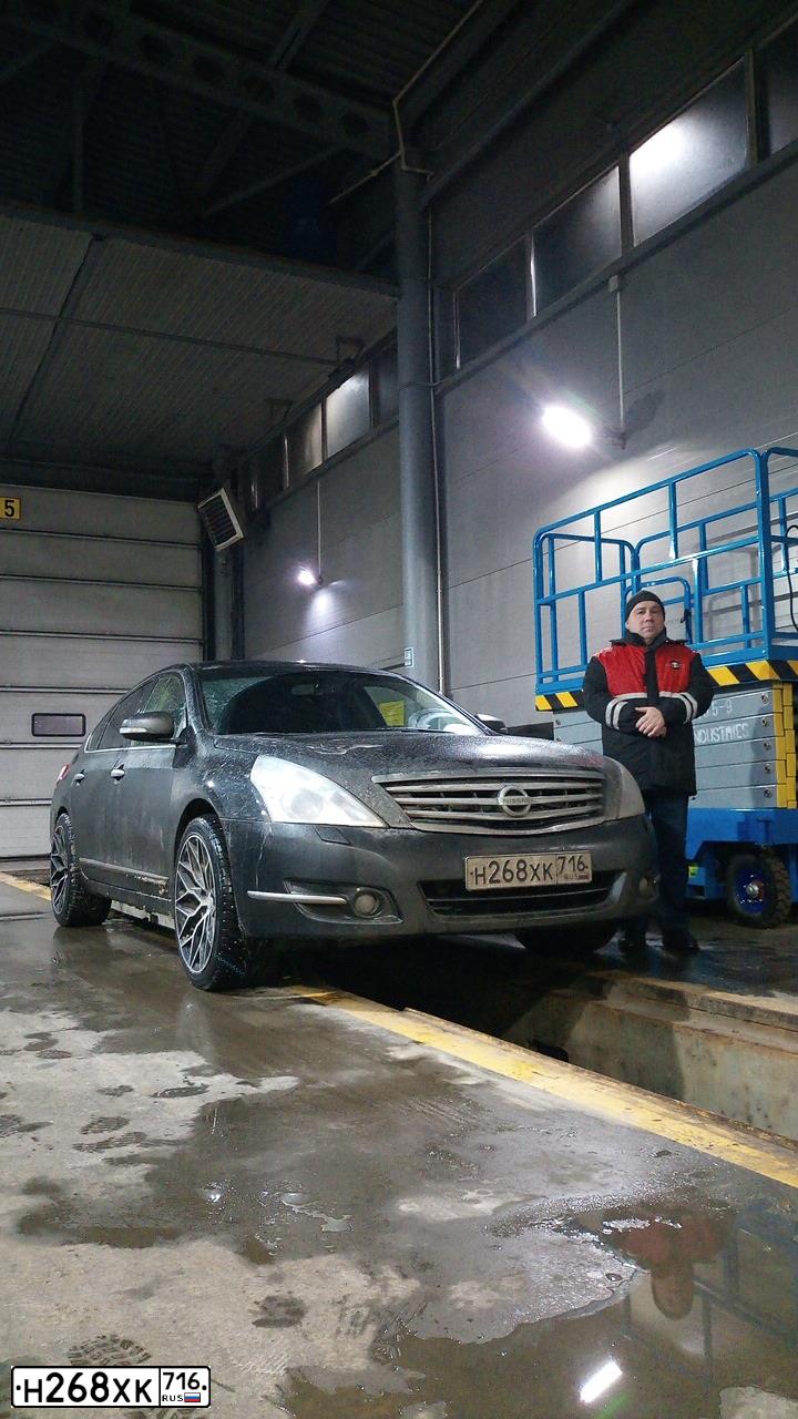 Фото автомобиля NISSAN TEANA, 2012 — госномер С684ВМ136. Цвет: ЧЕРНЫЙ